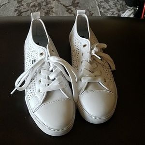 Tommy Hilfiger shoes